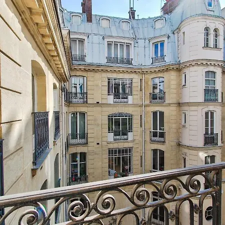 Saint Lazare Apartment Paris